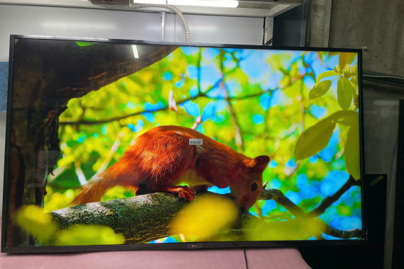 Smart Tivi LG 4K 65 inch 65UQ7550PSF